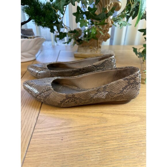 Life Stride 8M Stylist Business Casual Snake-Print Pointed-Toe Ballet Flats - Picture 6 of 8